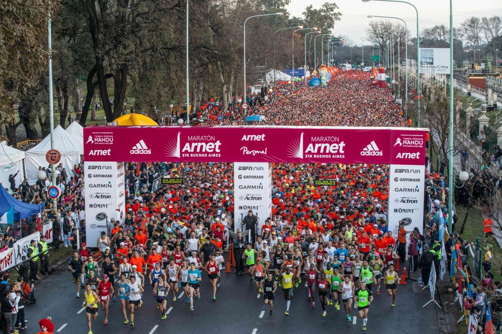 20 mil personas participó del medio maratón 20 mil personas participó del medio maratón