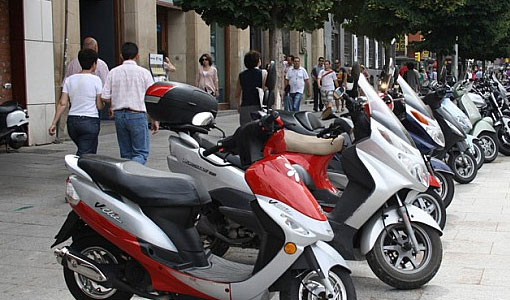 Habrá multas para las motos mal estacionadas