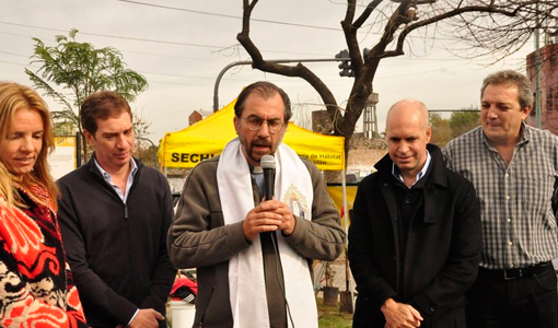 Inauguración de la Plaza de la Paz