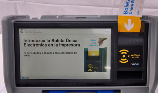 Por primera vez los porteños votan con Boleta Única Electrónica