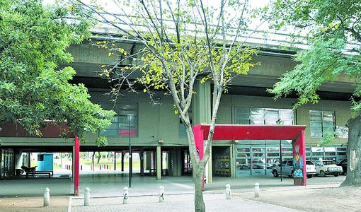 Siguen las protestas contra el bar en Parque Chacabuco Siguen las protestas contra el bar en Parque Chacabuco