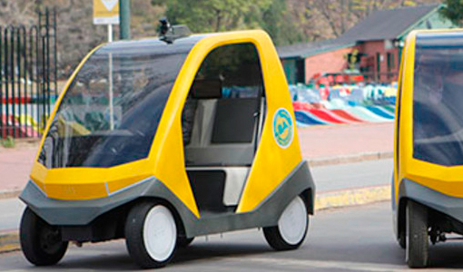 El Gobierno porteño mostró los autos que se manejan “solos” El Gobierno porteño mostró los autos que se manejan “solos”
