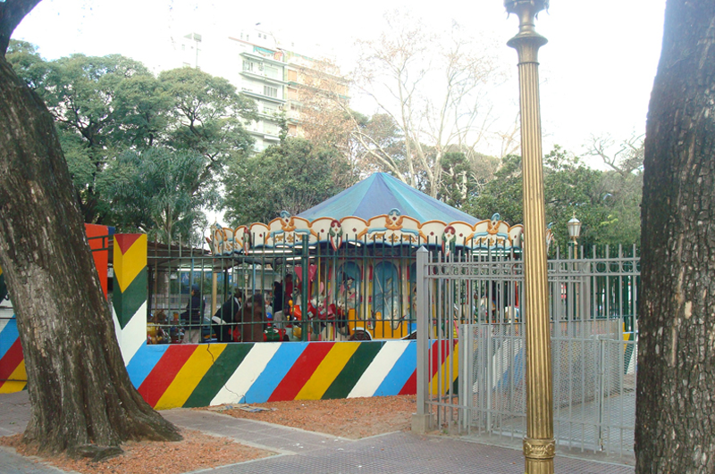 Calesita – Plaza Flores