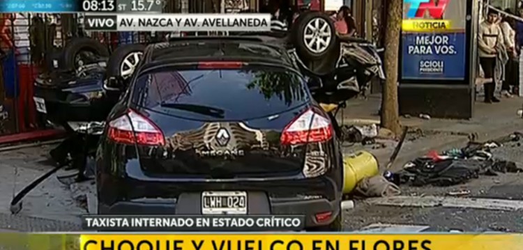 Choque y vuelco en Flores, hay un internado en estado crítico Choque y vuelco en Flores, hay un internado en estado crítico