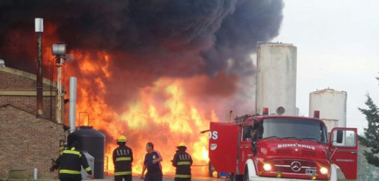 2 de junio, Día Nacional del Bombero Voluntario