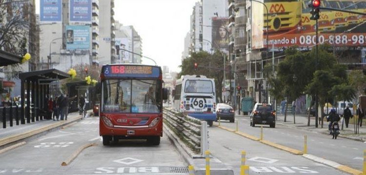 Vecinos expresaron su malestar por la extracción de arboles Vecinos expresaron su malestar por la extracción de arboles