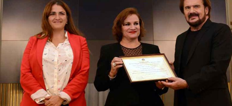 Homenaje en la Legislatura a los hermanos Lucía y Joaquín Galán Homenaje en la Legislatura a los hermanos Lucía y Joaquín Galán