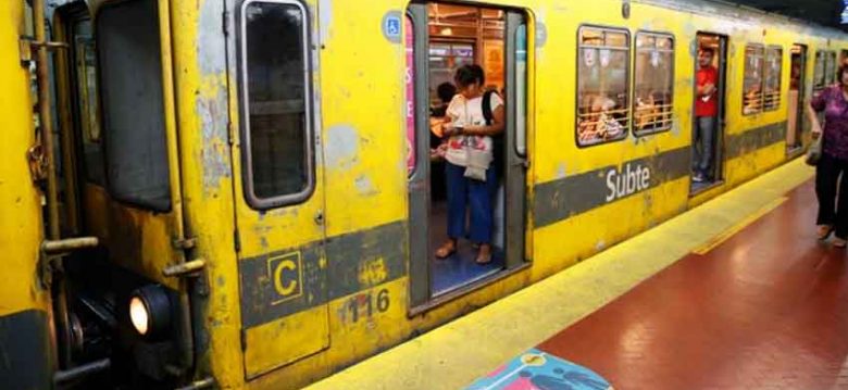 Denuncian el pésimo estado de la línea E del Subterraneo Denuncian el pésimo estado de la línea E del Subterraneo