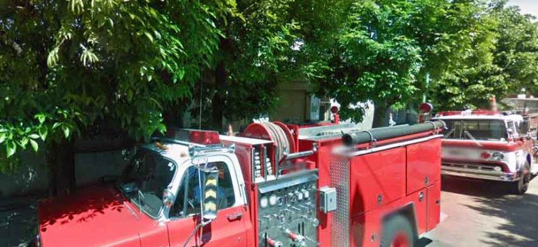 Bomberos de Soldati funcionan en una pizzería por que no tienen cuartel Bomberos de Soldati funcionan en una pizzería por que no tienen cuartel
