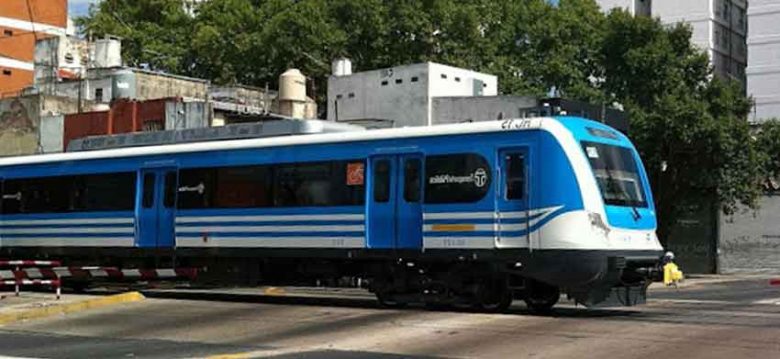 Se suman nuevos servicios en horas pico al Tren Sarmiento