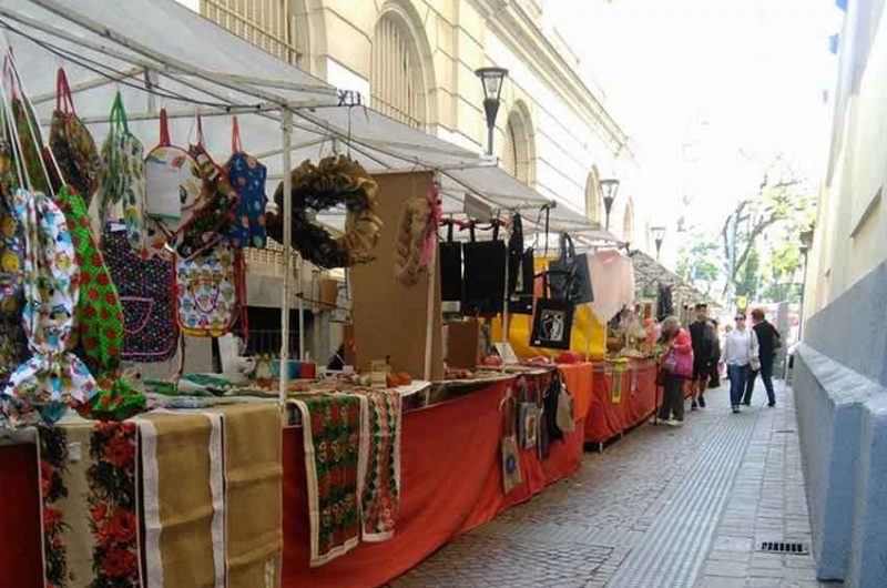 Eventos en el Paseo de los Artesanos del Pasaje Salala