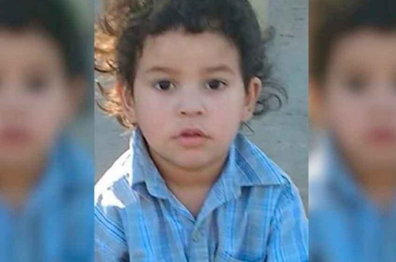 Buscan a su familia, lo encontraron en la calle hace casi tres meses Buscan a su familia, lo encontraron en la calle hace casi tres meses