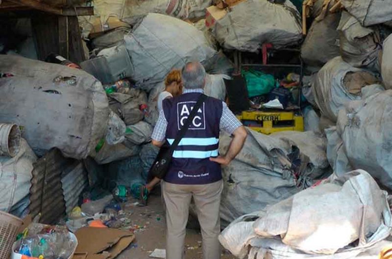 La AGC clausuró varios depósitos clandestinos La AGC clausuró varios depósitos clandestinos