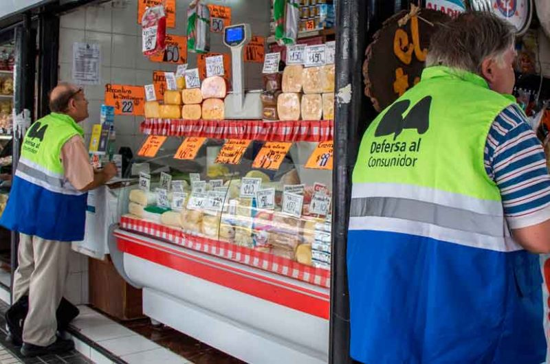 Sancionarán a comercios que no acepten billetes de 2 pesos