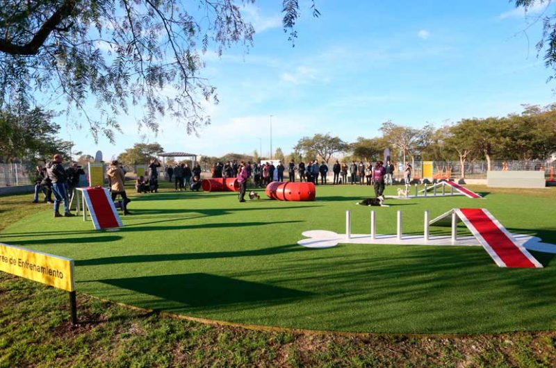 Inauguran el primer Parque para Mascotas del país