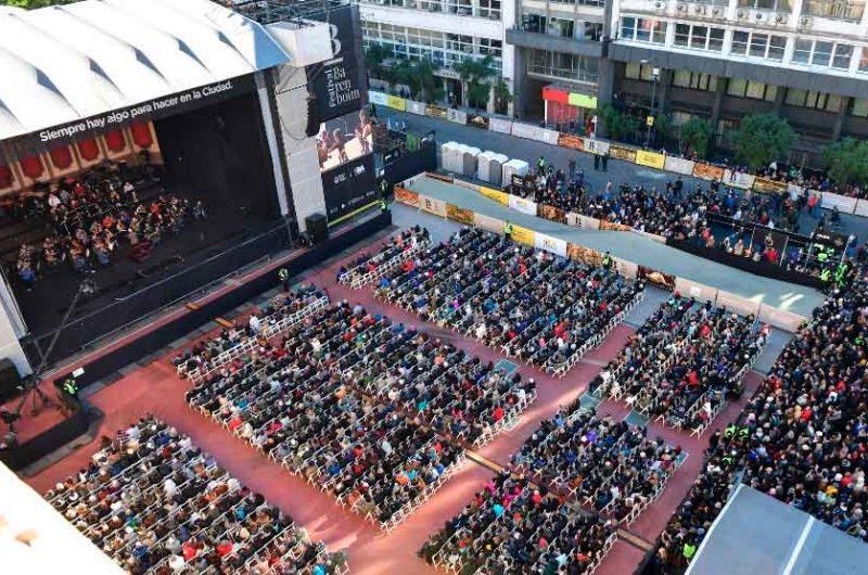 Daniel Barenboim brilló en un concierto gratuito