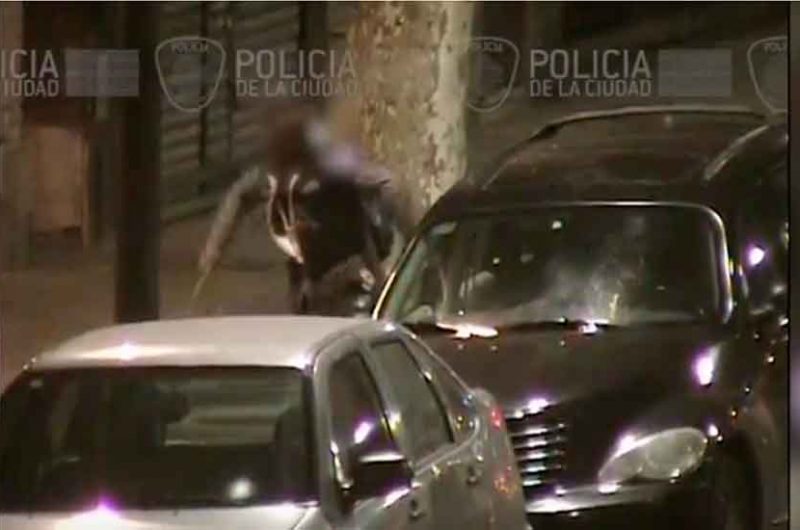 Atrapan a “rompevidrios” en el barrio de Flores Atrapan a “rompevidrios” en el barrio de Flores