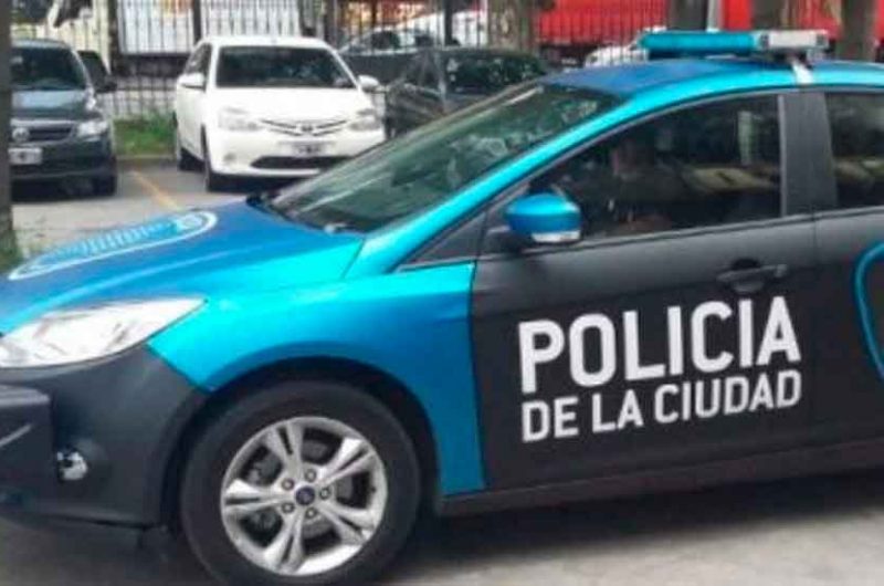 La Policía de la Ciudad detuvo a un ladrón de comercios La Policía de la Ciudad detuvo a un ladrón de comercios
