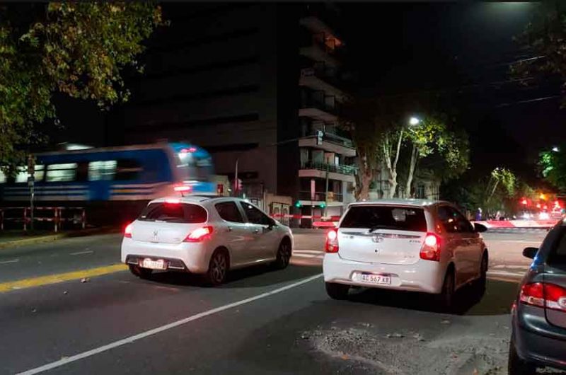 Analizan la posibilidad de transformar el tren Sarmiento en viaducto Analizan la posibilidad de transformar el tren Sarmiento en viaducto