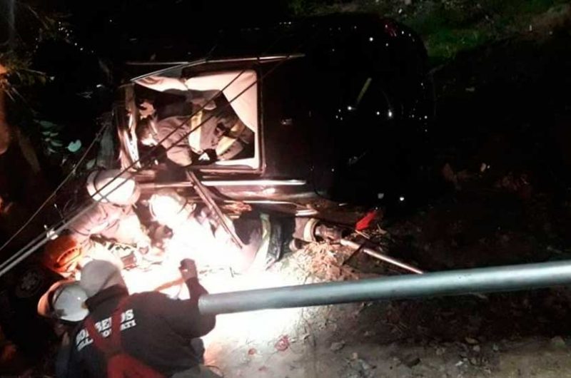 Choque y vuelco en el Barrio de Villa Soldati Choque y vuelco en el Barrio de Villa Soldati