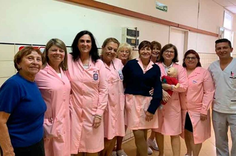 Reconocimiento de la ciudad a las «Damas rosadas»