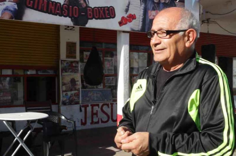El ex campeón de boxeo que saca a los chicos de la calle El ex campeón de boxeo que saca a los chicos de la calle
