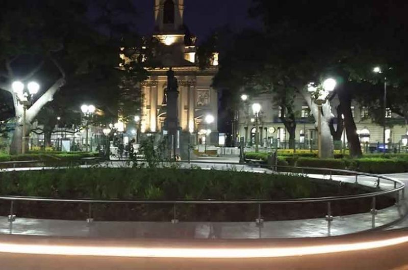La ciudad realizó la Renovación de la Plaza Flores