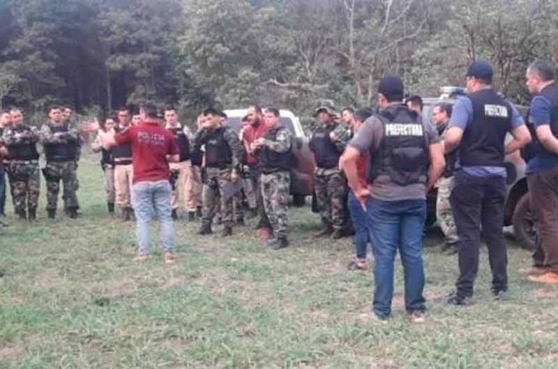 Cayó banda que facilitaba el ingreso de extranjeros y mercadería al país Cayó banda que facilitaba el ingreso de extranjeros y mercadería al país