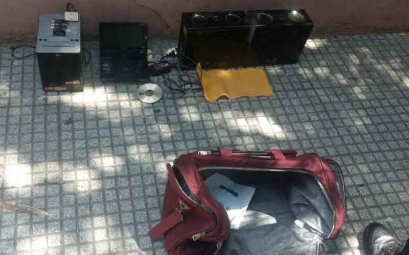 La Policía detuvo a dos ladrones de casas en Flores La Policía detuvo a dos ladrones de casas en Flores