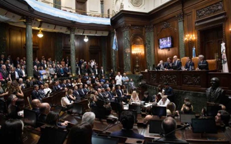 Legislatura: Leyes educativas para sesionar Legislatura: Leyes educativas para sesionar