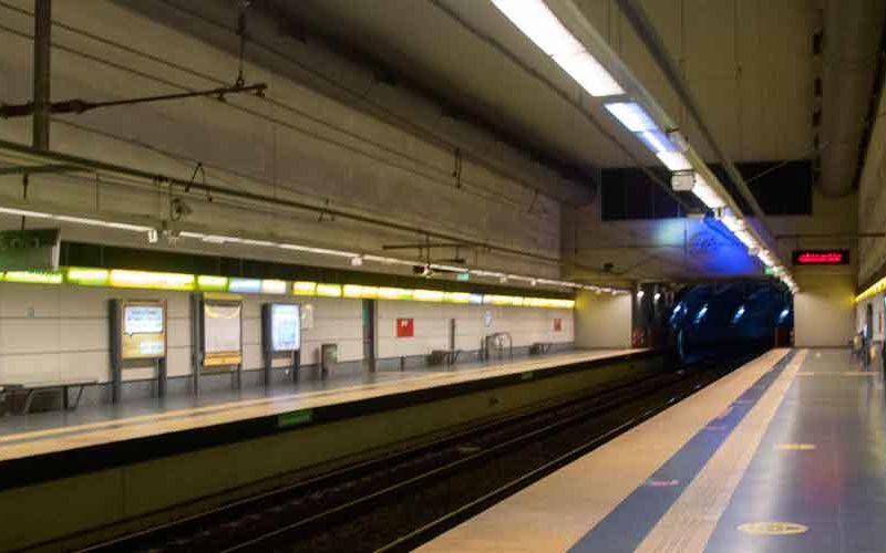 Suman estaciones de subte para facilitar el acceso a los bancos