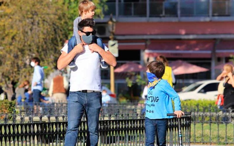 Muchos Niños y adolescentes salieron a las calles de la Ciudad Muchos Niños y adolescentes salieron a las calles de la Ciudad