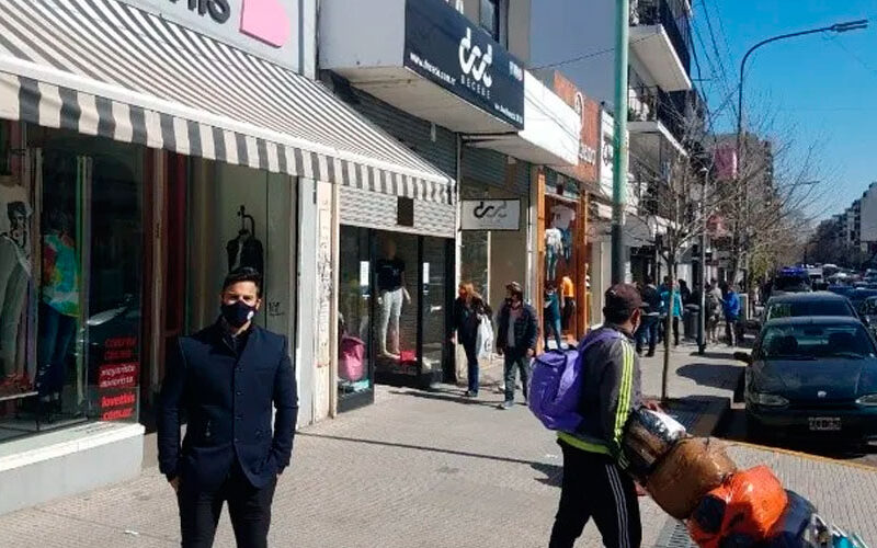 Avenida Avellaneda: Cerraron 1800 locales por la pandemia Avenida Avellaneda: Cerraron 1800 locales por la pandemia