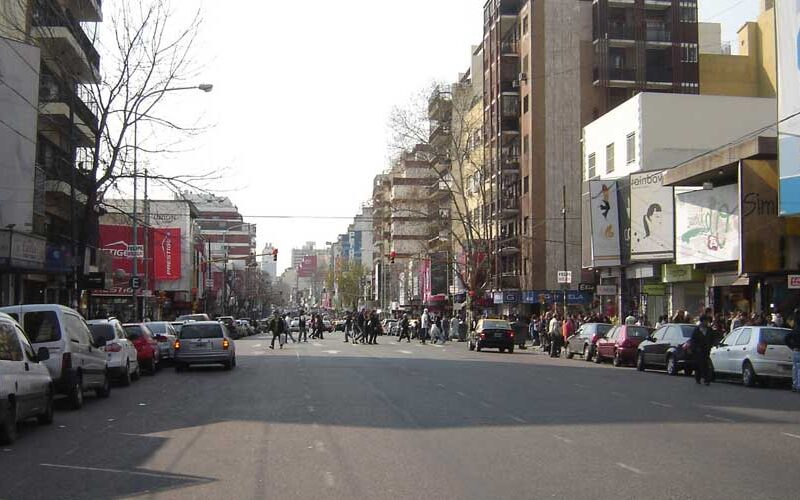 La Ciudad reabre comercios de cercanía en avenidas de alta circulación