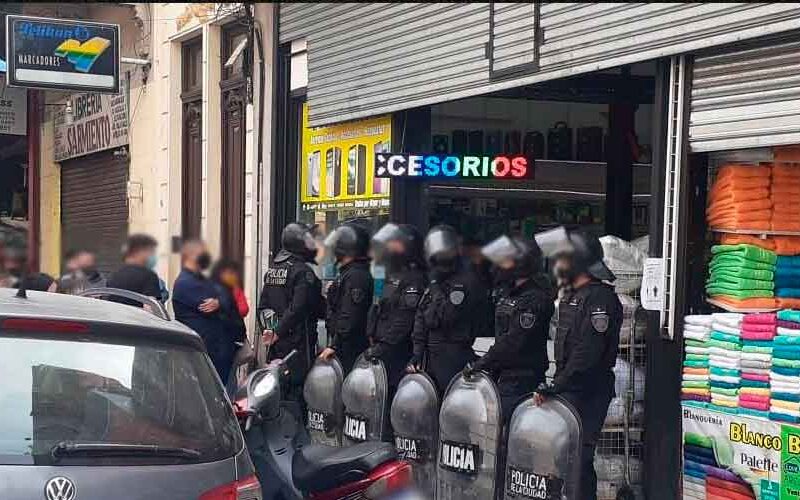 Trece detenidos y más de 500 teléfonos robados secuestrados