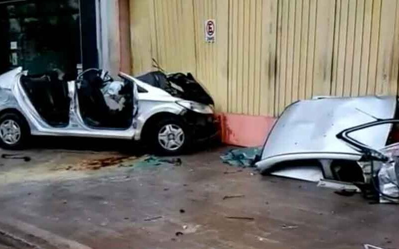 Pasó un semáforo en rojo a toda velocidad y mató a otro conductor