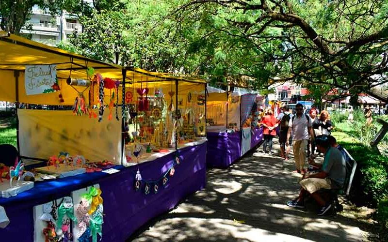 Vuelve el Paseo de Artesanos de Plaza Flores Vuelve el Paseo de Artesanos de Plaza Flores