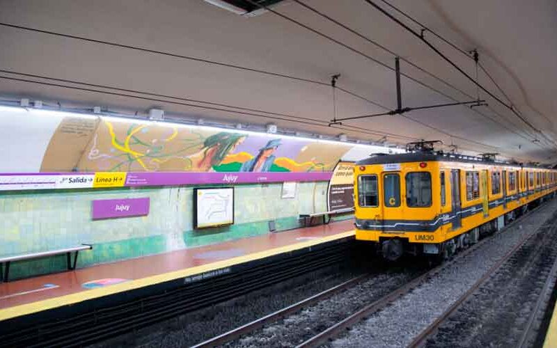 Clases: Alumnos y docentes podrán viajar en subte