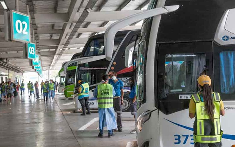 Colectivos modifican su recorrido para ingresar a la Terminal Dellepiane Colectivos modifican su recorrido para ingresar a la Terminal Dellepiane