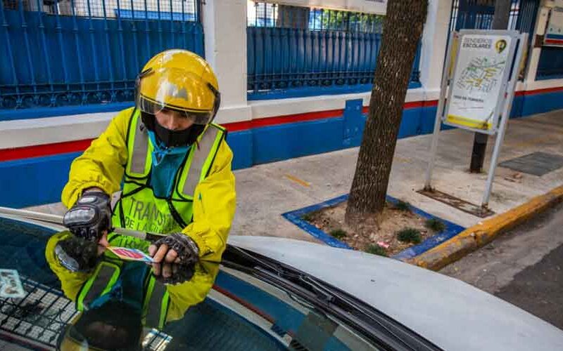 Lunes se restablecen las reglas habituales de estacionamiento