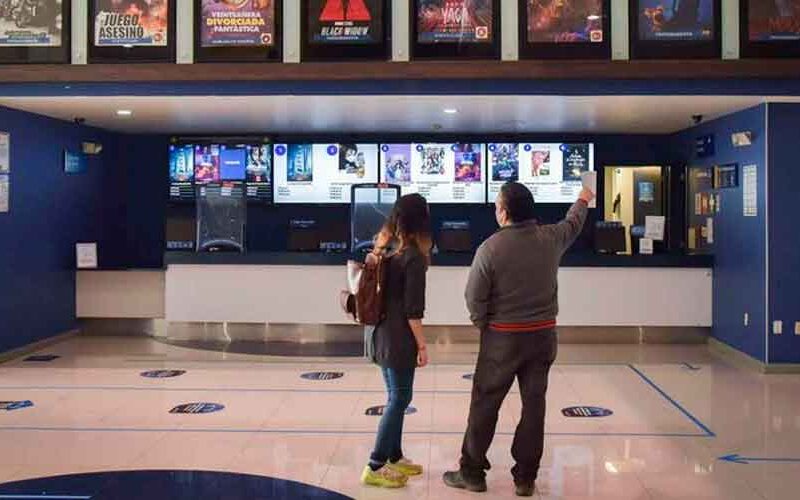Covid-19: Abrieron los cines en la Ciudad