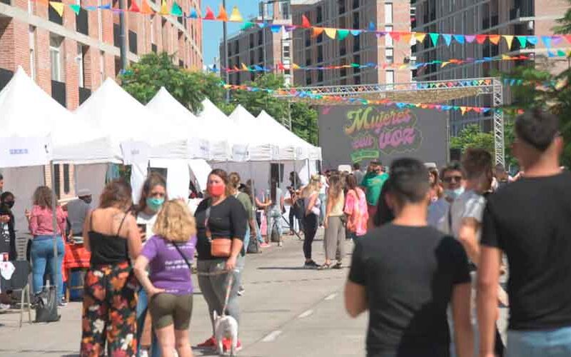 “Mujeres con Voz” en la Ciudad: encuentro Playón Chacarita