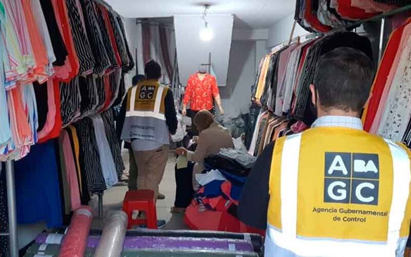 Gran cantidad mercadería ilegal decomisada en Flores