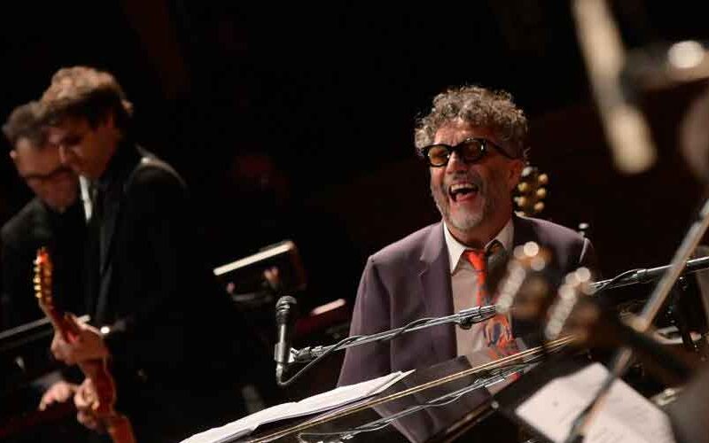 La Ciudad celebró el cumpleaños de Charly García La Ciudad celebró el cumpleaños de Charly García