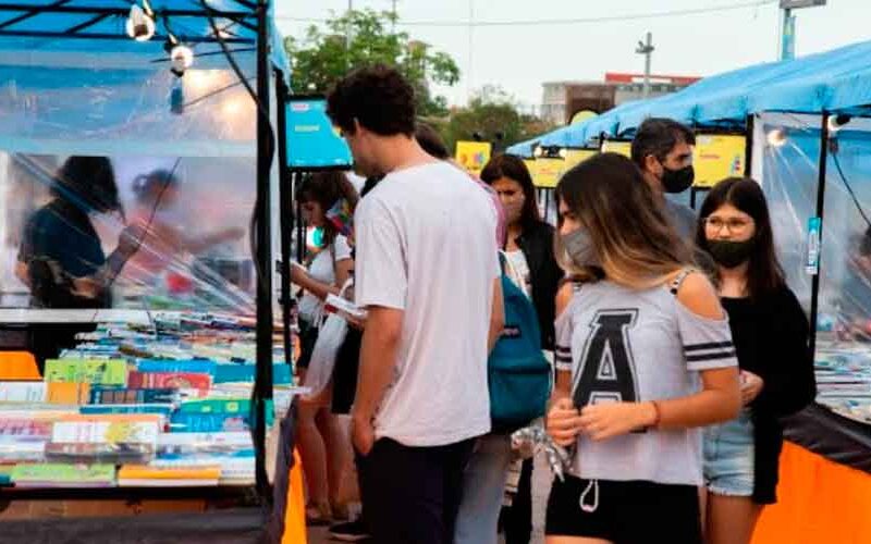 FELBA recibió a más de 10 mil personas durante cuatro días FELBA recibió a más de 10 mil personas durante cuatro días