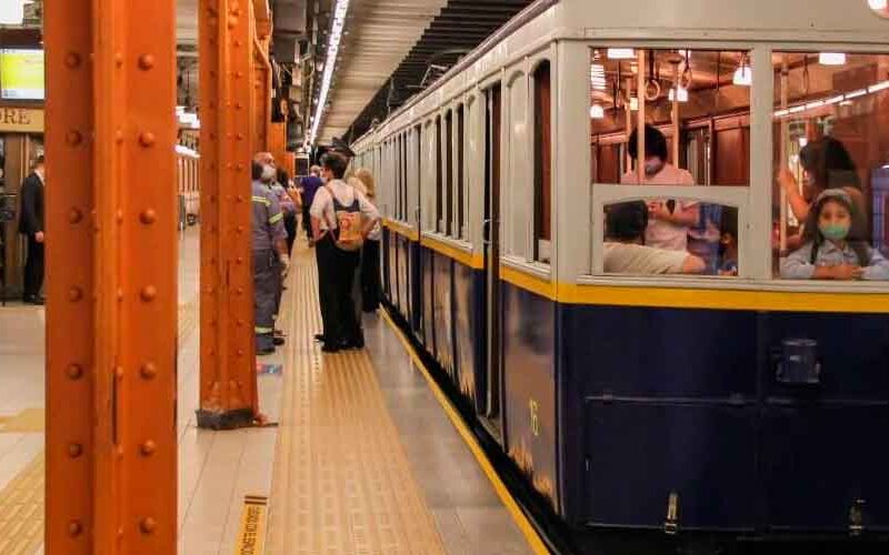 Los Vecinos disfrutaron de un paseo en los coches La Brugeoise