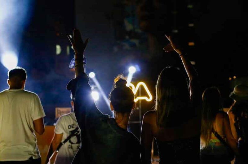 La Ciudad invita a disfrutar de los mejores conciertos al aire libre La Ciudad invita a disfrutar de los mejores conciertos al aire libre