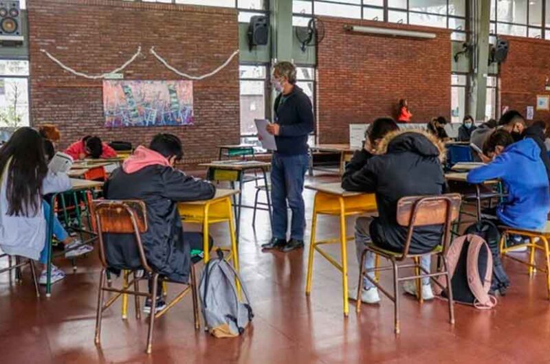 Estudiantes de 5° año harán prácticas educativas Estudiantes de 5° año harán prácticas educativas
