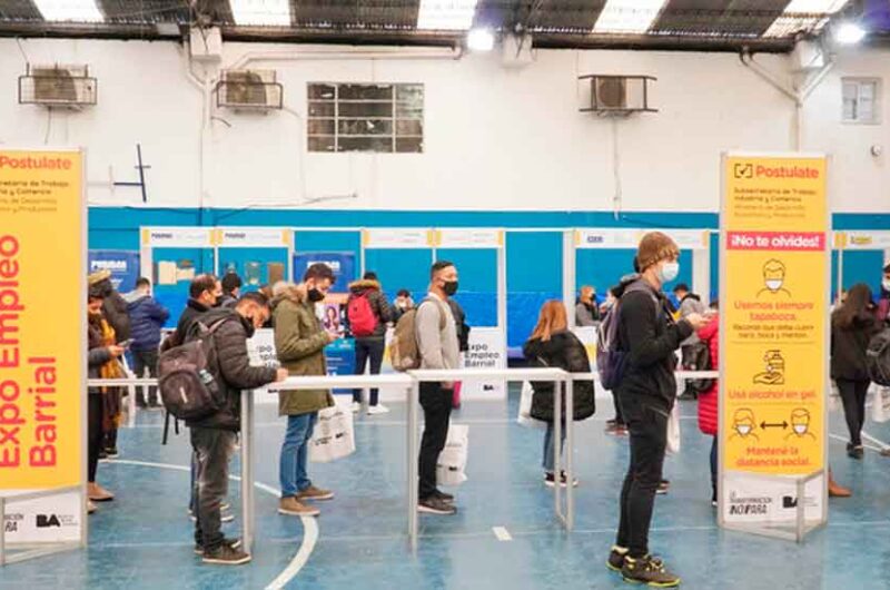 Expo Empleo Barrial en Parque Avellaneda Expo Empleo Barrial en Parque Avellaneda