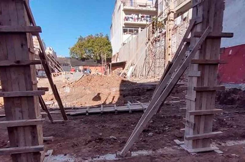 Tapiaron acceso a una obra luego de que violaran una clausura Tapiaron acceso a una obra luego de que violaran una clausura